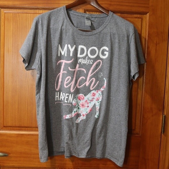 GILDAN Gray My Dog Makes Fetch Happen Floral Funny Y2k Mean Girls Joke Shirt 2X - Picture 2 of 9